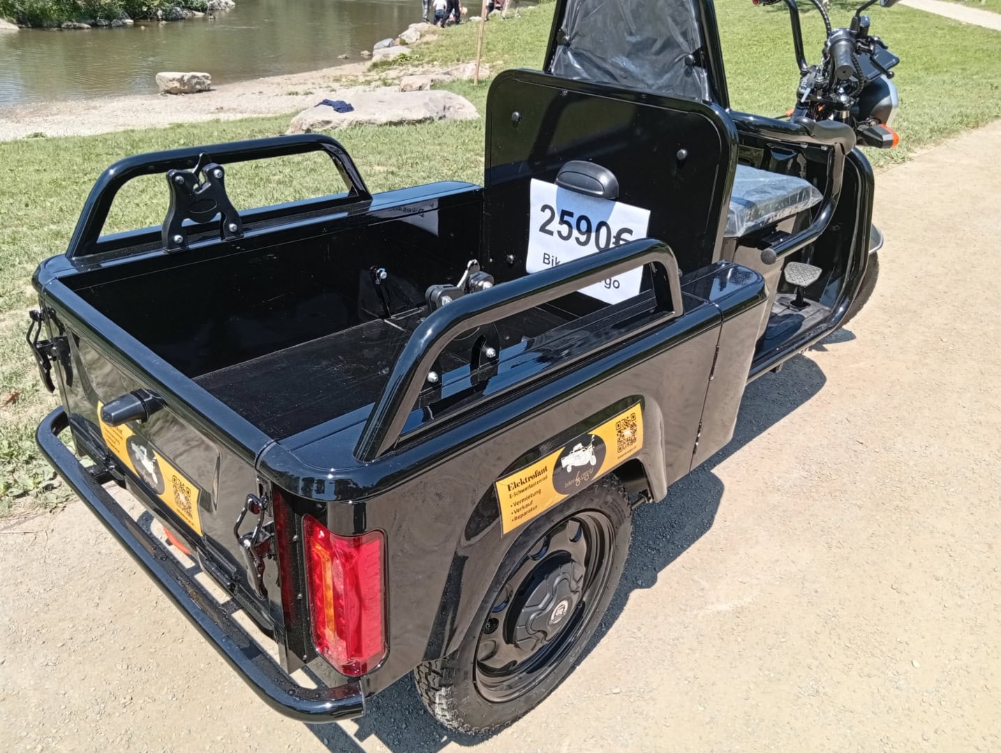 Elektrofant Cruiser von Bikes4cargo. Kleines Tuk tuk. E-Schwerlastenrad